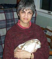 Mom and Rabbit.JPG (100589 bytes)